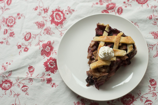 Pear and Blueberry Pie (and two minis!)